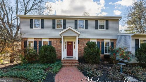 15 Lake View Dr, Montgomery, NJ 08558-2406