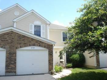 6789 Roanoake Ct, Gurnee, IL 60031-4013