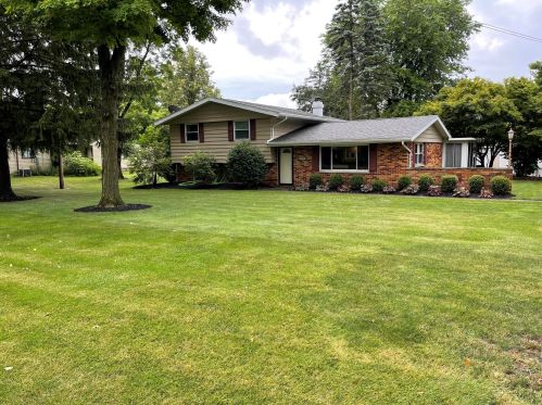 3789 New Carlisle Pike, Springfield, OH 45504-3526