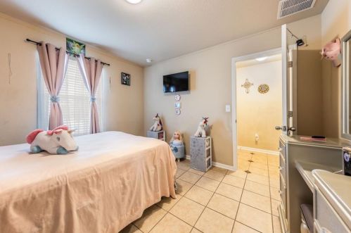 18124 Ryegate Dr, Webberville TX  78653 exterior