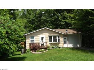 4449 Gore Rd, Conneaut OH  44030-4903 exterior