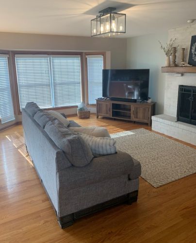 1329 Arneita St, Sycamore IL  60178-1155 exterior