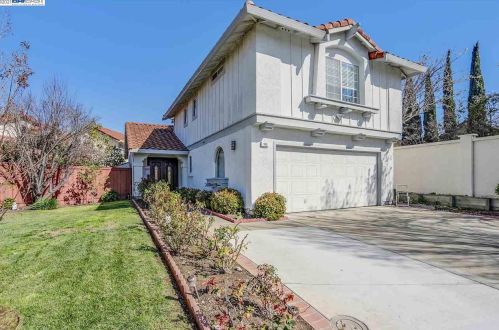 996 Idaho Ct, Milpitas, CA 95035-3229
