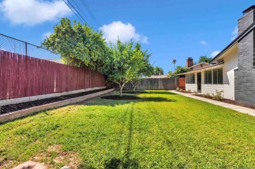 6630 Montclair Dr, Riverside CA  92504-1838 exterior