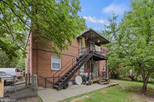 7803 Lockney Ave, Silver Spring MD 20912-7303 exterior