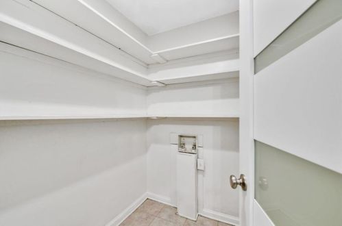 1678 Bridgeport Dr, Atlanta GA  30318-3332 exterior