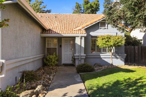 1973 Yorktown Dr, Lodi, CA 95242-4495