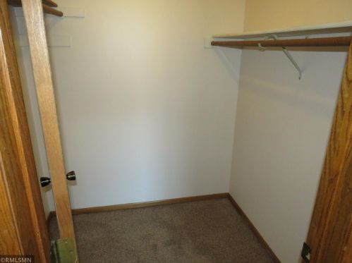 1265 Bridle Path Ct, Saint Paul MN  55110-2230 exterior