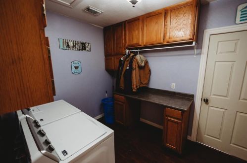 800 Morgan St, Angleton TX 77515-4722 exterior