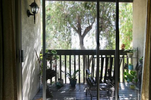 1736 Mountain Terrace Ln, Montebello CA  90640-2064 exterior