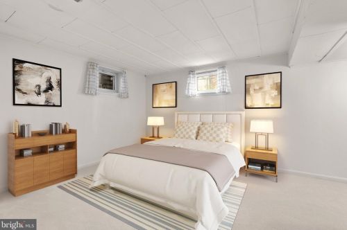 2202 Dennis Ave, Silver Spring MD  20902-4147 exterior