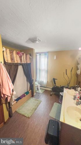 827 Linden Ave, York PA 17404-3206 exterior