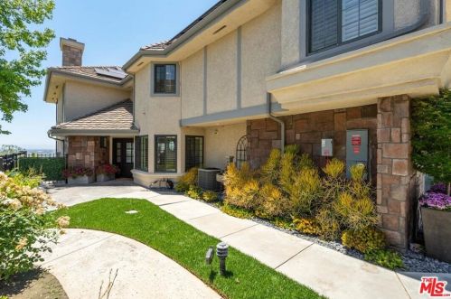4304 Terra Vista Ln, Anaheim, CA 92807-3438