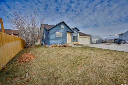 3684 4875, Roy, UT 84067-8608
