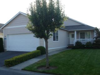 1129 Sinclair Way, Burlington, WA 98233-3020
