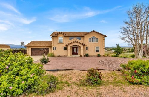 211 Camino De Los Ranchos, Pueblo, CO 81007-6153