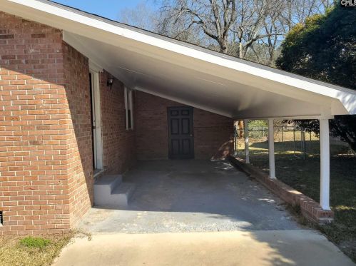 326 Hadley Hall Rd, Cayce-West Columbia, SC 29172-3133