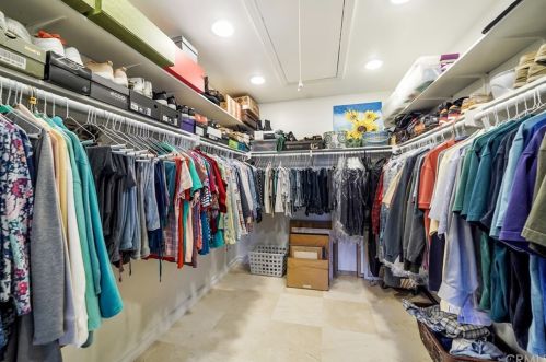 6070 Silverspur Trl, Anaheim CA  92807-4728 exterior