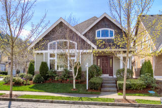 3483 Meadow Way, Bellevue, WA 98029-3614
