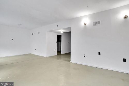 1378 Valley Rd, Berkeley Springs WV  25411-4801 exterior