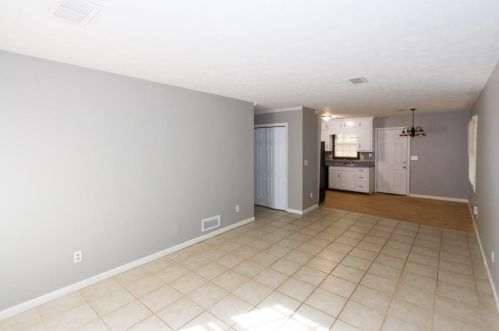 2124 Golfview Dr, Conyers GA  30013-2166 exterior