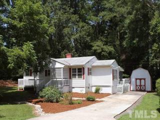 403 Morningside Dr, Cary, NC 27513-4406