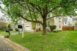 21070 Hawthorne Ct, Dulles VA  20164-2431 exterior