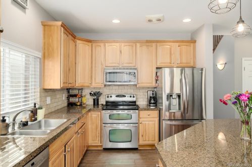 5424 Haleyville Way, Denver CO  80016-4275 exterior