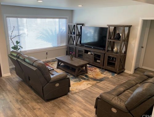 11722 Sunglow St, Whittier, CA 90670-2845