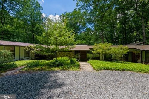 666 Cherry Hill Rd, Princeton, NJ 08540-7611