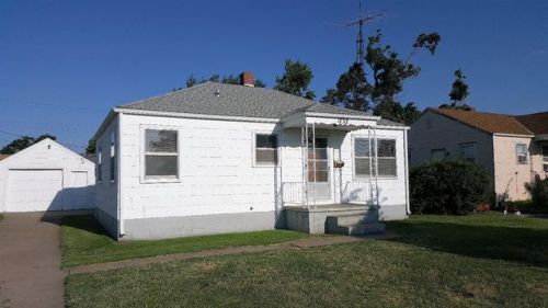 1732 Kansas St, Russell, KS 67665-1316