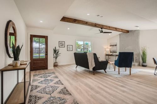 8408 Cayuga Dr, Austin TX 78749-3972 exterior