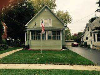 831 10th St, Dekalb, IL 60115-5011
