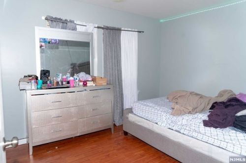 66 3 St, Paterson NJ 07522-1845 exterior