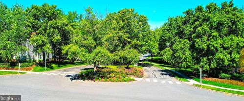 119 Acadia Ct, Princeton NJ  08540-7072 exterior