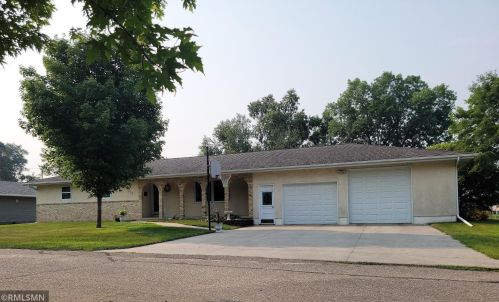 232 Clark St, Eagle Bend, MN 56446-8118