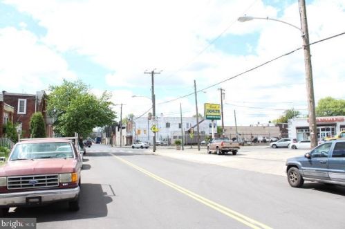 4715 15th St, Philadelphia PA 19141-2101 exterior