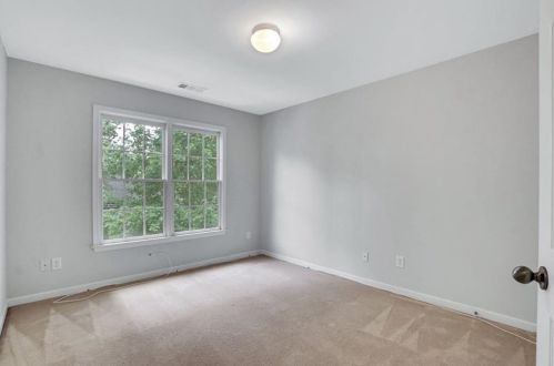 179 Bowen Cir, Atlanta GA  30315-2602 exterior