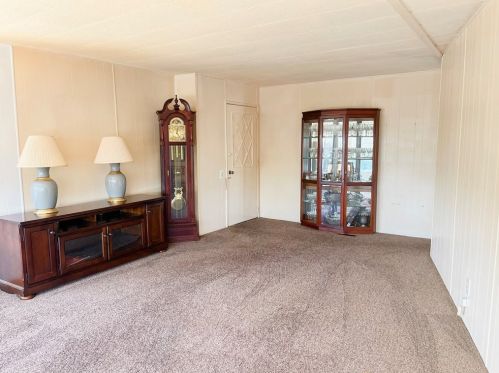 10210 Baseline Rd, Rancho Cucamonga, CA 91701-6061