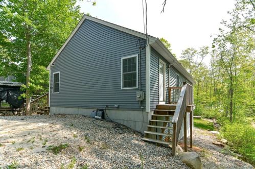 48 Staghead Dr, Glocester, RI 02859-1302
