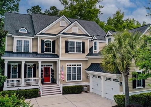 1527 Capel St, Mount Pleasant, SC 29466-8378