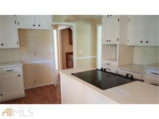 3658 Sandhill Dr, Conyers GA  30094-3734 exterior