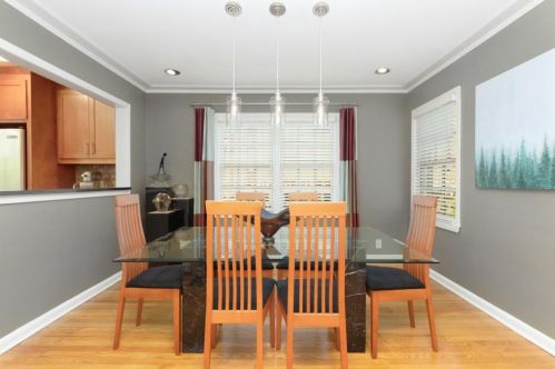 676 Hillpine Dr, Atlanta GA  30306-3277 exterior