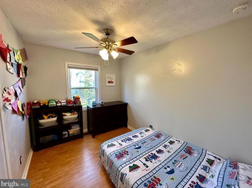 7247 Riding Hood Cir, Columbia MD 21045-5237 exterior