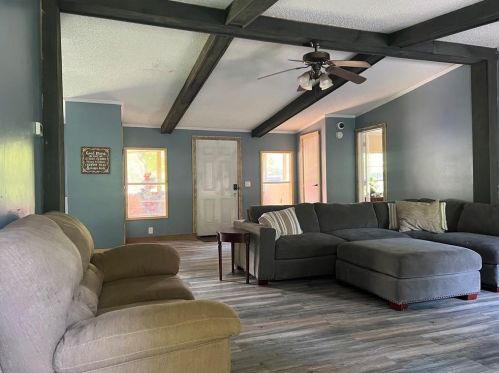 371 Loftis Rd, Temple, GA 30179-2205