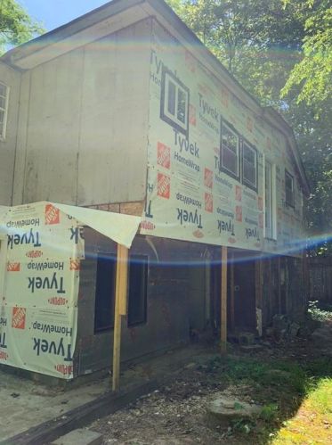 2535 Edwards Dr, Atlanta GA  30318-1164 exterior