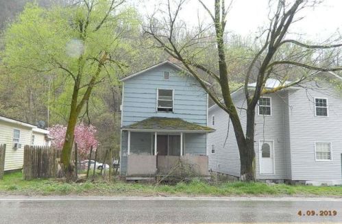 8382 Jerry West Hwy, Omar, WV 25638-9511