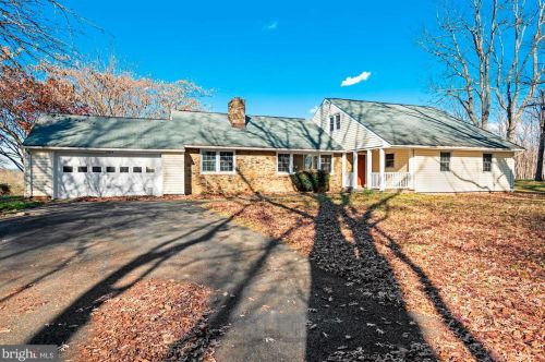 14278 Rehobeth Church Rd, Lovettsville, VA 20180-3218