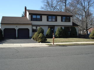 30 New Brooklyn Rd, Edison, NJ 08817-2254