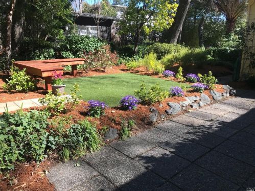 3 Emlin Pl, San Rafael, CA 94904-1508